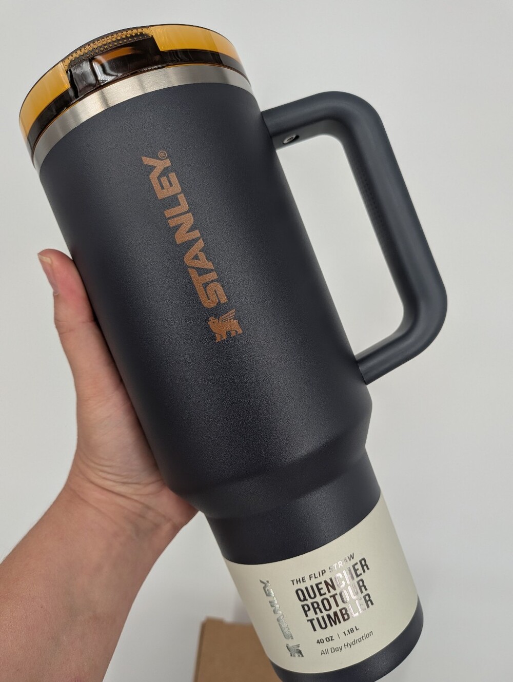 new stanley water cup The Quencher ProTour Flip Straw Tumbler 40OZ Twilight blue